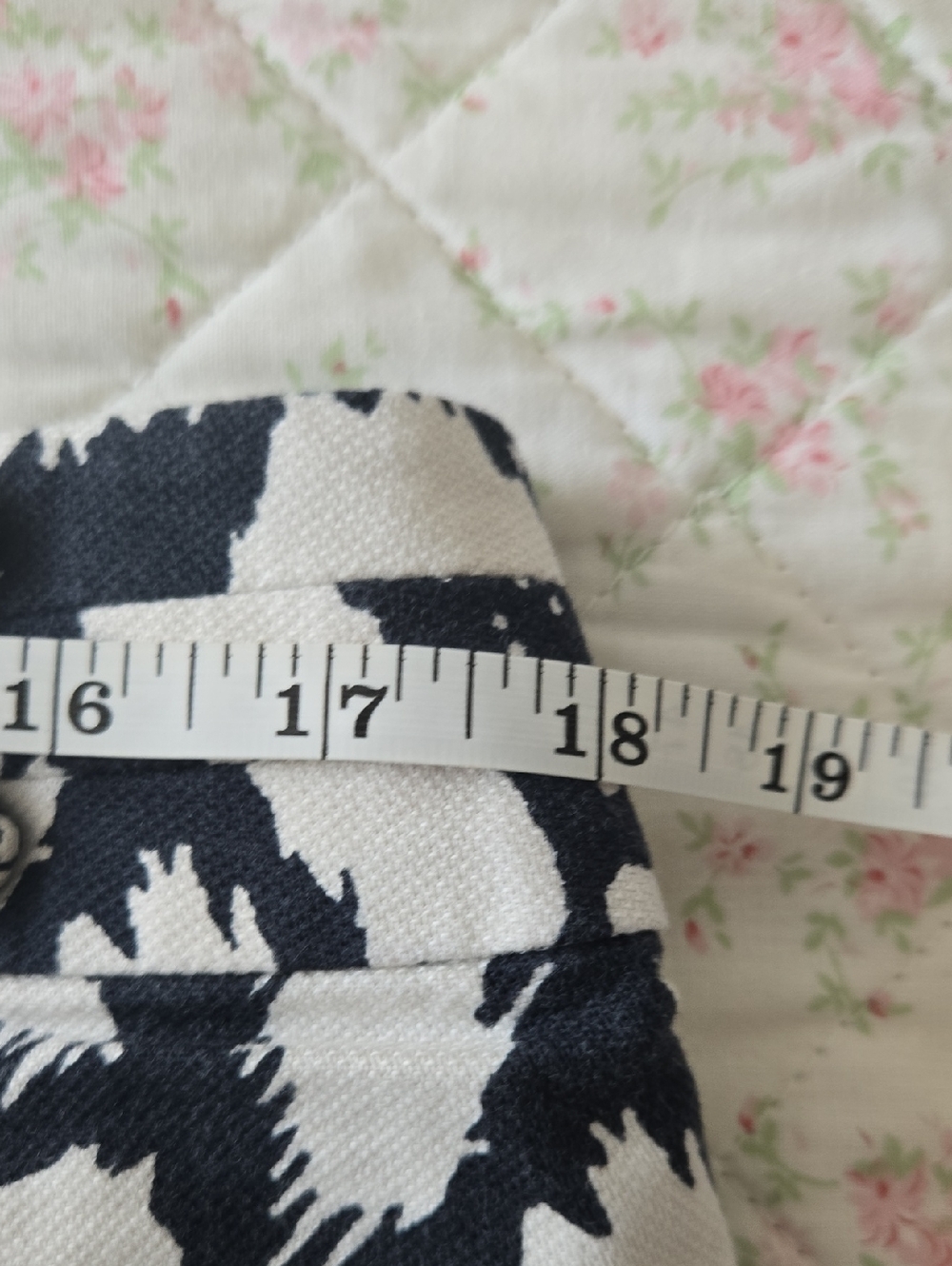 Black & White Printed Mini Skirt - Picture 6 of 10